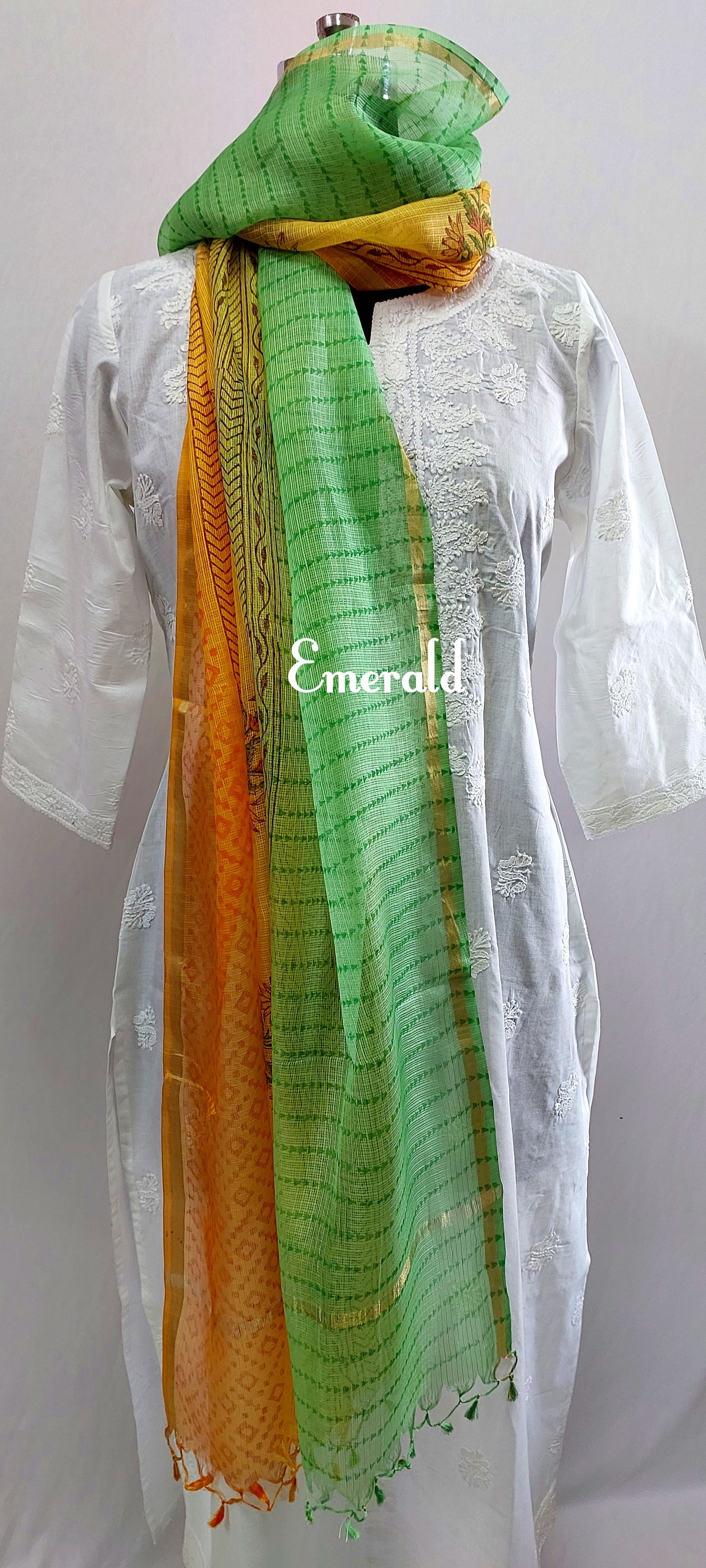 A beautiful, super light weight, hand printed kota silk Dupatta. Shaded orange and green with hand printed floral designs. Has a beautiful thin golden border, makes it a great accessory for occasion wear.
Dupatta length-2.5m
Dupatta width-35.5in
Wash care- Dry Clean only.