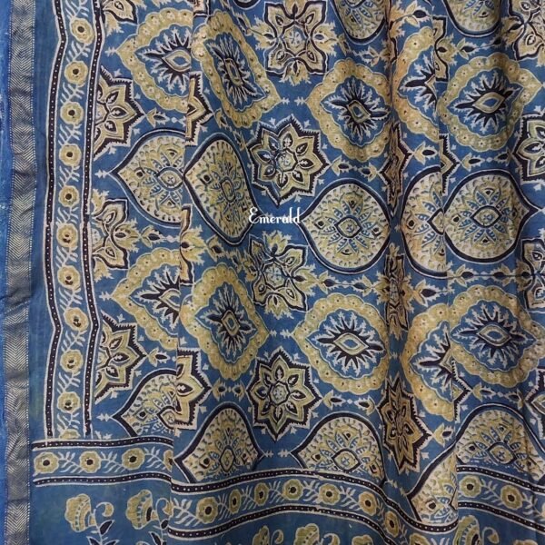 Maheshwari Ajrakh Dupatta - Image 6