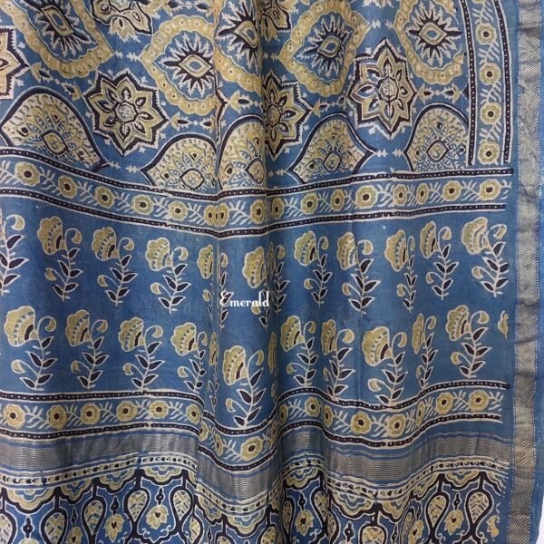 Maheshwari Ajrakh Dupatta - Image 7